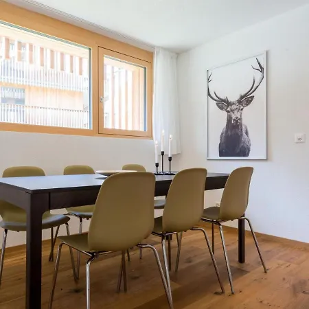 Montela Haus D Apartment